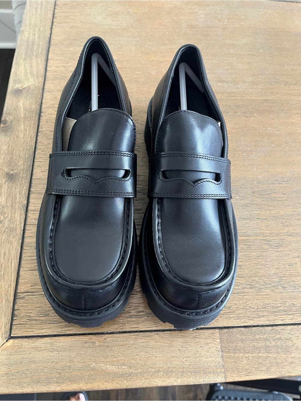 Vagabond Women's Black Leather Penny Loafers